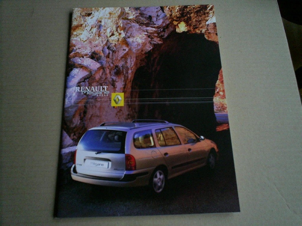Renault Megane Break [ november 2000 ], Ophalen of Verzenden, Zo goed als nieuw, Renault