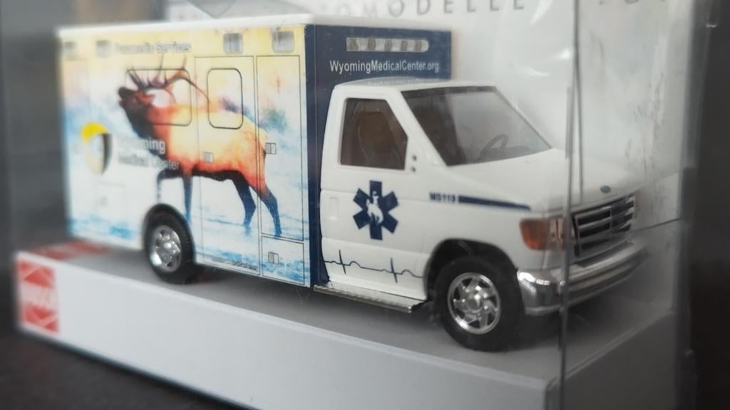 Ford e350 Ambulance Wyoming Elk eland 1:87 Busch Pol, Overige merken, Auto, Verzenden, Busch Gmbh Co