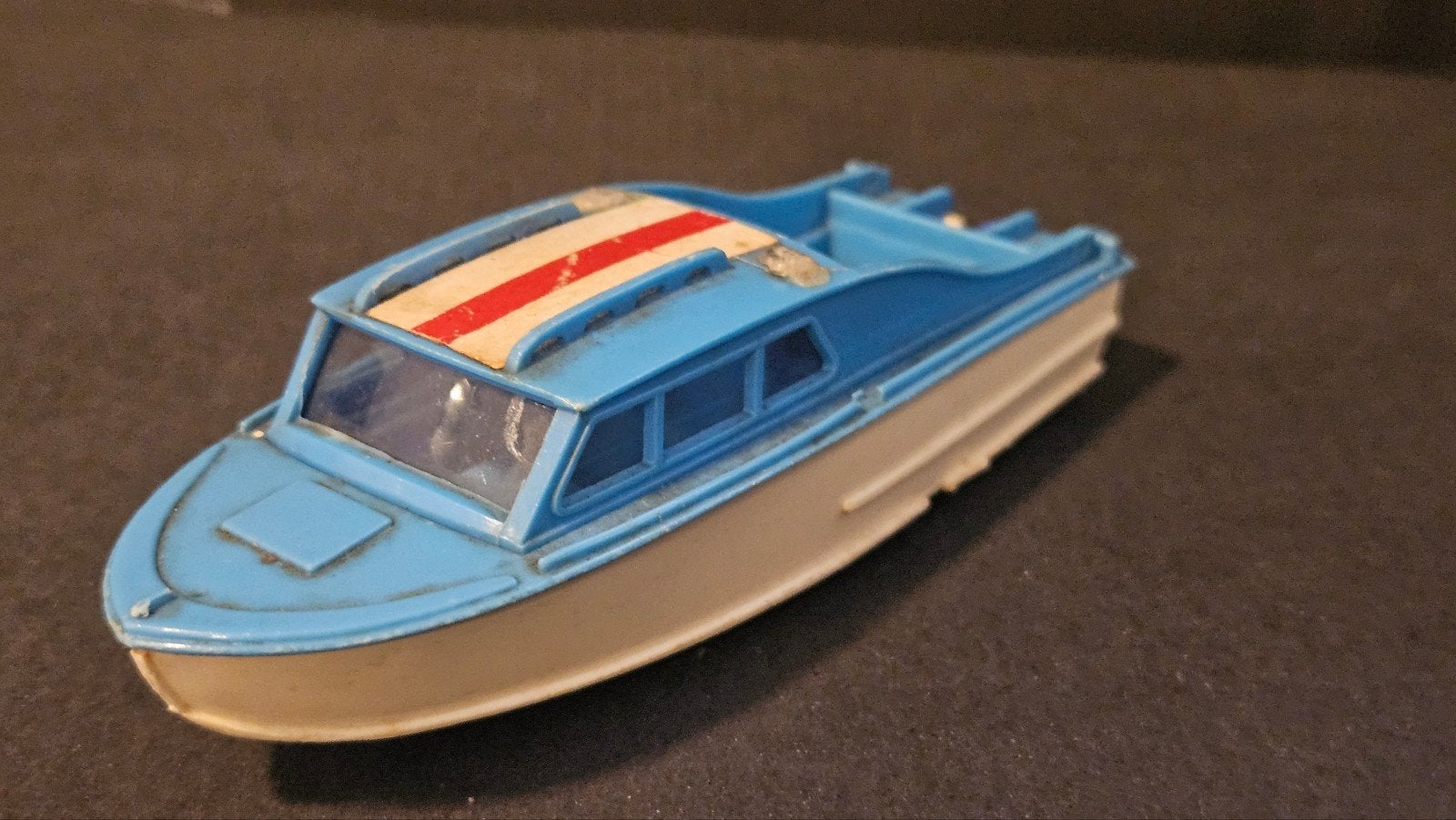 corgi toys boot, Hobby en Vrije tijd, Modelauto's | 1:43, Ophalen of Verzenden, Gebruikt, Auto, Corgi