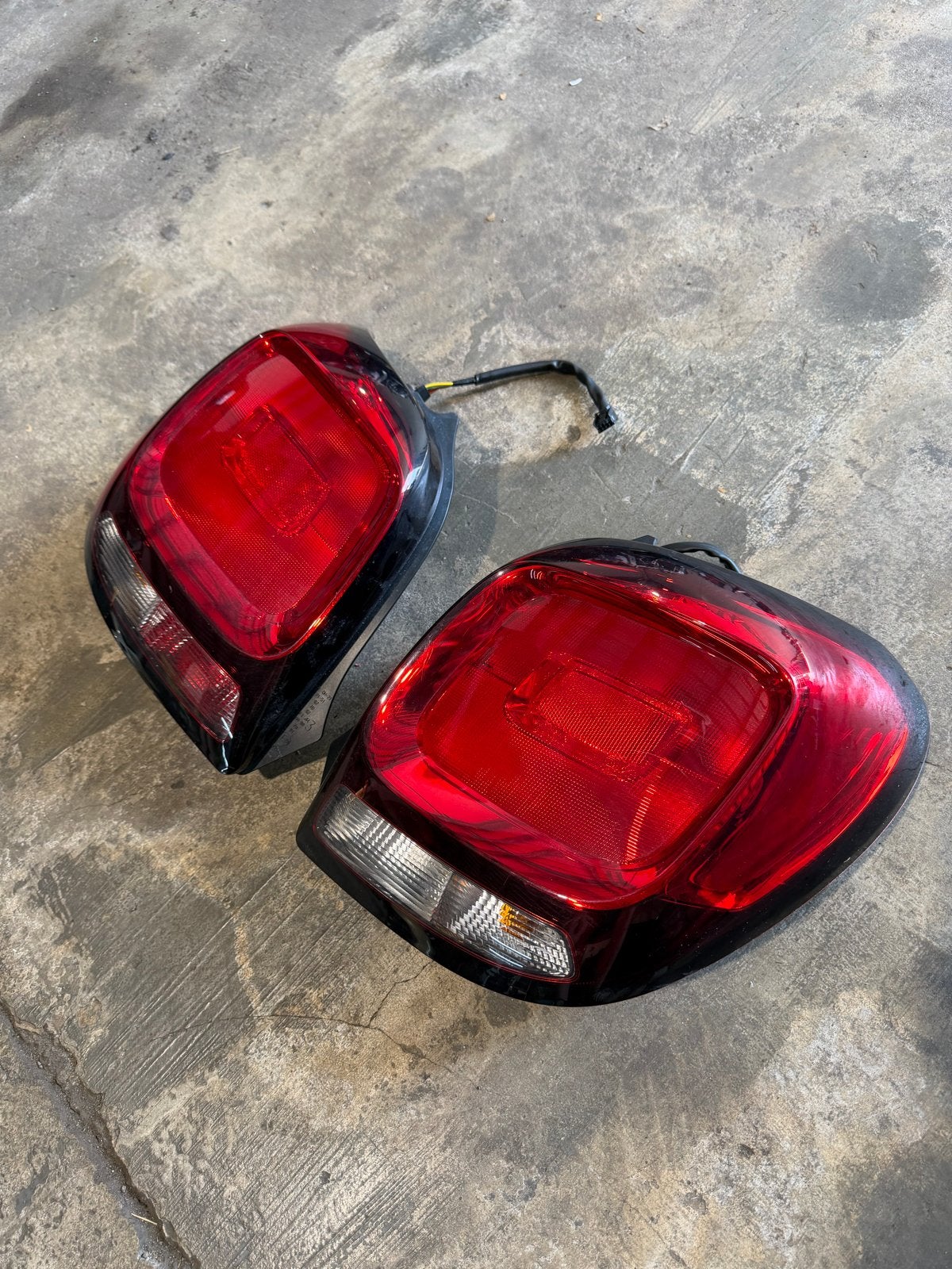 Achterlichten Citroën C1 / Peugeot 108 / Toyota Aygo (set), Ophalen of Verzenden, Gebruikt, Citroën