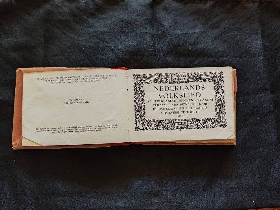 Origineel Antiek Boek Nederlands Volkslied., Ophalen