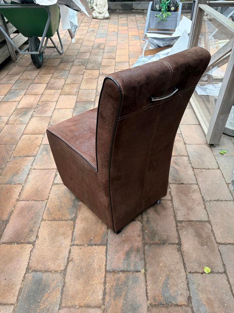 4 bruine eetkamerstoelen, Huis en Inrichting, Stoelen, Ophalen, Bruin, Zo goed als nieuw, Vier