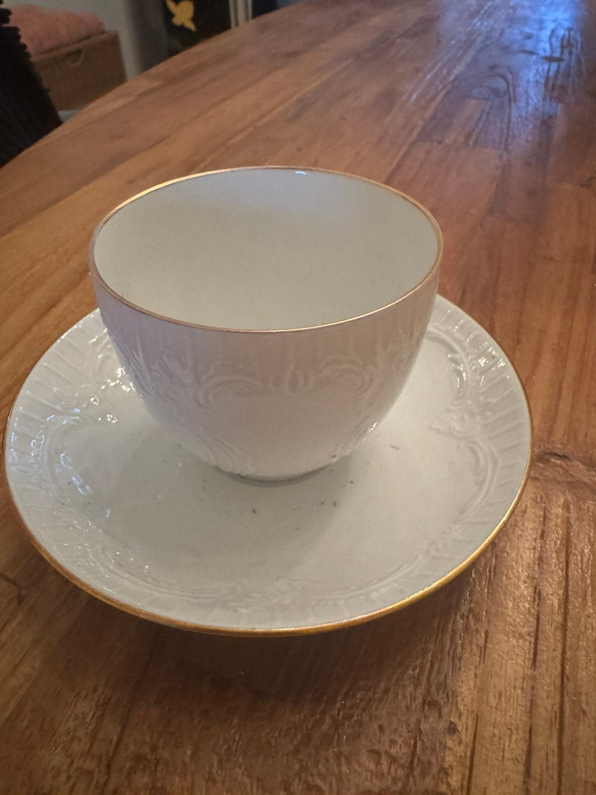 4 kopjes en 3 schoteltjes, Ophalen of Verzenden, Zo goed als nieuw, Porselein, Kop en/of schotel