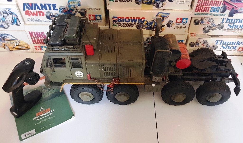 Cross RC BC8 Mammoth + Trasped U.S. Radar Vehicle, Hobby en Vrije tijd, Auto offroad, Nieuw, RTR (Ready to Run), Overige schalen