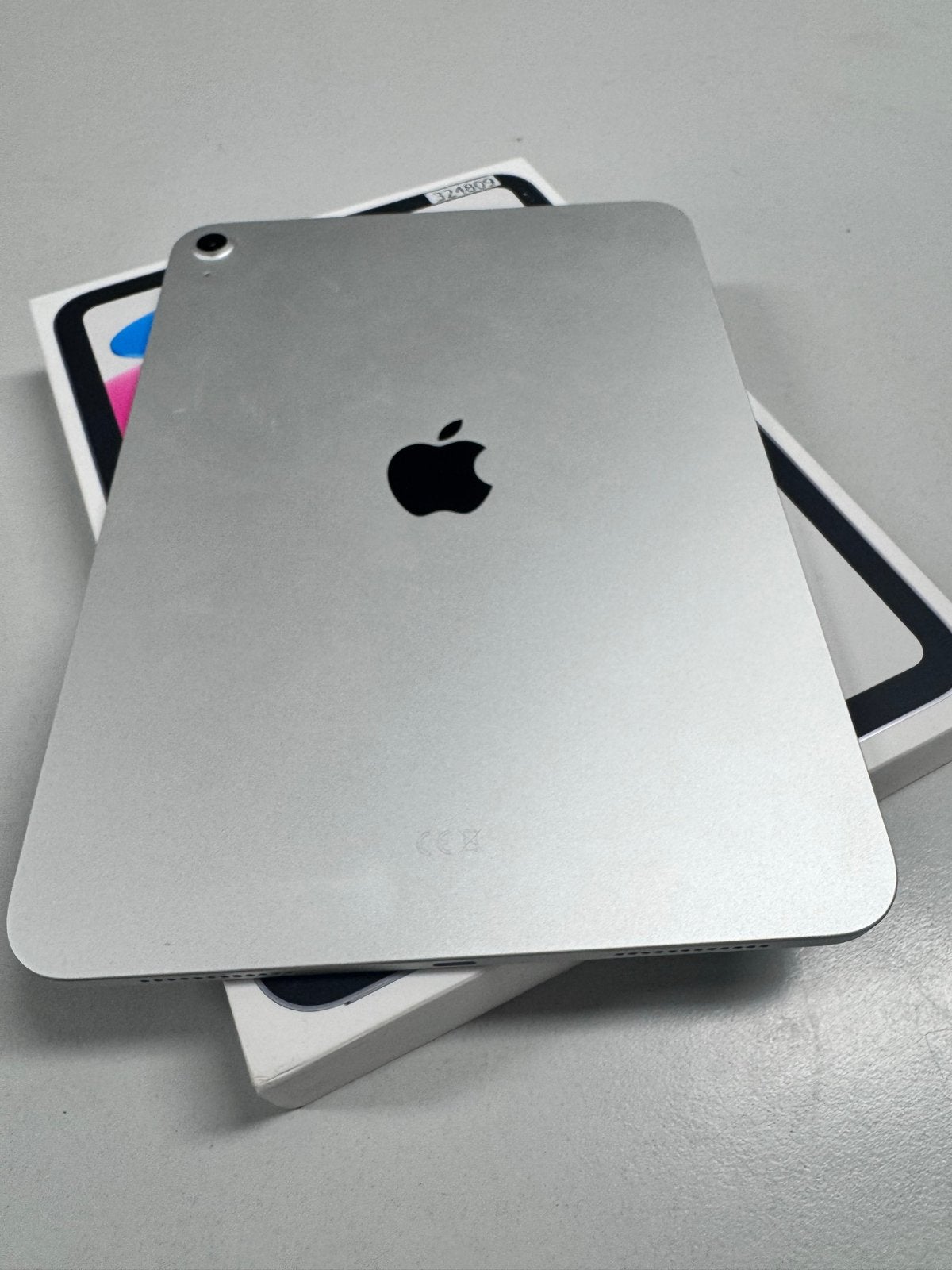 iPad (A16) 128GB - Zo goed als nieuw, garantie tot 2027, 10 inch, Apple iPad, Ophalen of Verzenden, Zo goed als nieuw