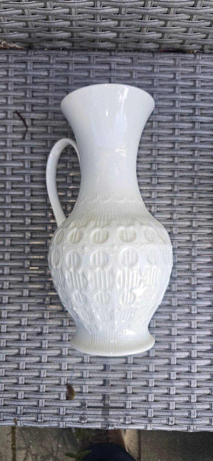 Vintage Royal Bavaria vaas - Melkglas met reliëf, Ophalen of Verzenden