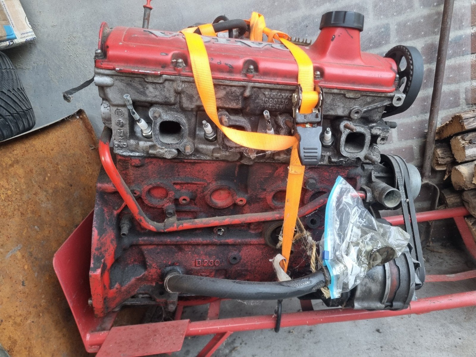 Volvo B230FK blok met 530 kop, Ophalen, Gebruikt, Volvo
