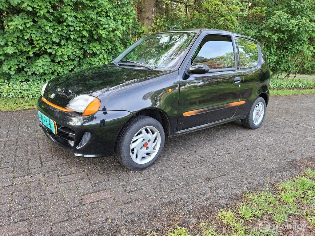 Fiat Seicento 1100 ie Sporting nette auto weinig km nw apk, Zwart, Origineel Nederlands, Handgeschakeld, 710 kg