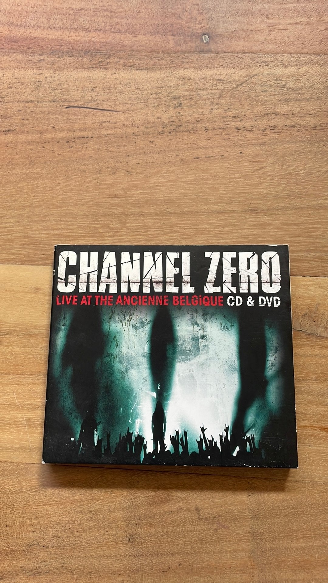 Channel Zero - Live At Ancienne Belgique CD+DVD, Cd's en Dvd's, Ophalen of Verzenden, Zo goed als nieuw, Poprock