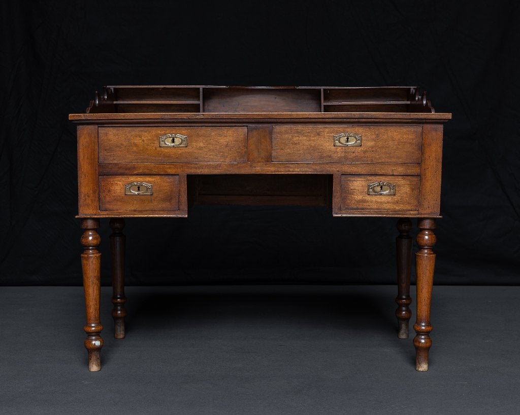 Schrijftafel Antiek 4 Laden Vrijstaand Bureau Mahonie Desk, Ophalen, Overige typen, Industriestraat 19B, 7005 AN Doetinchem, Gebruikt