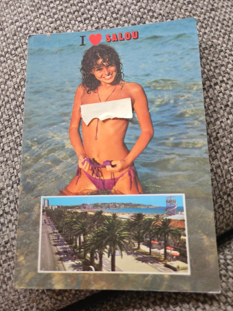 Bloot souvenir kaart Salou - Strand Schoonheid, Verzamelen, Ophalen of Verzenden, 1960 tot 1980, Gelopen, Stad of Dorp