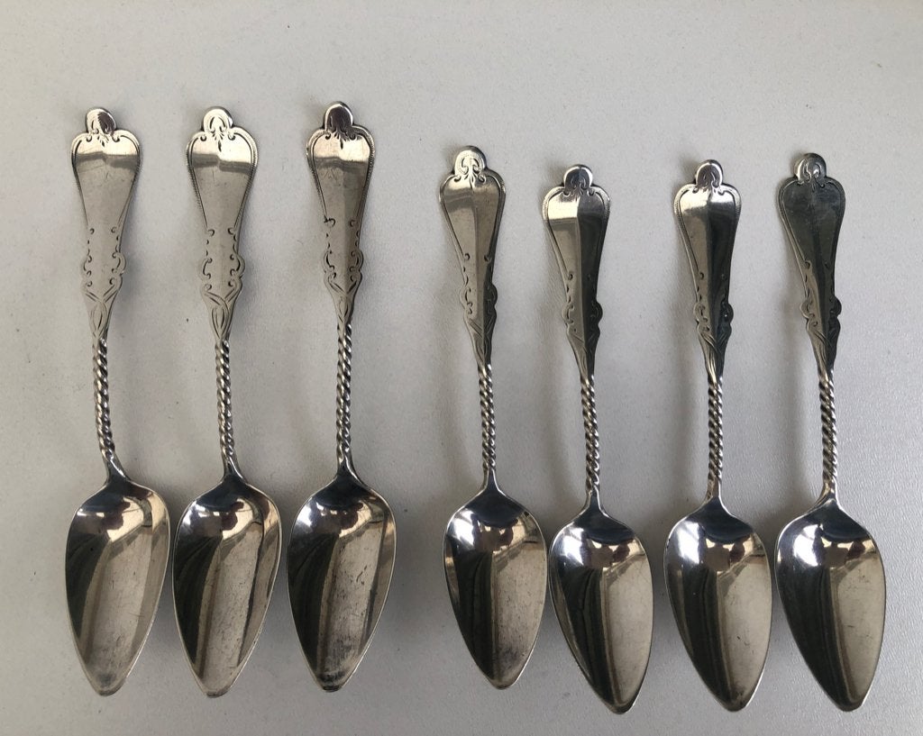 7 Antieke  zilveren lepeltjes, Ophalen of Verzenden, Zilver