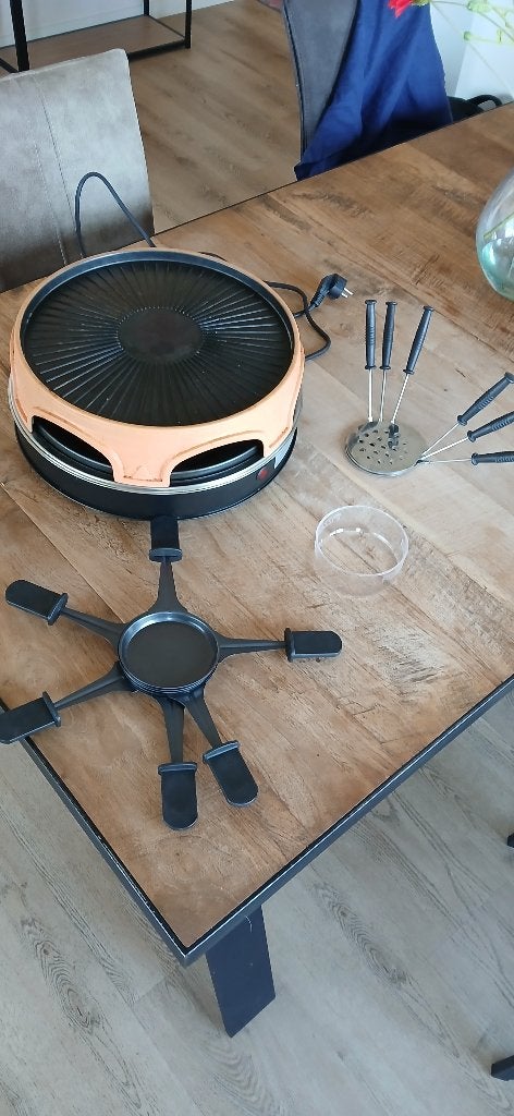 Pizzarette Emerio 6 pers., Minder dan 45 cm, Minder dan 45 cm, Ophalen of Verzenden, Zo goed als nieuw