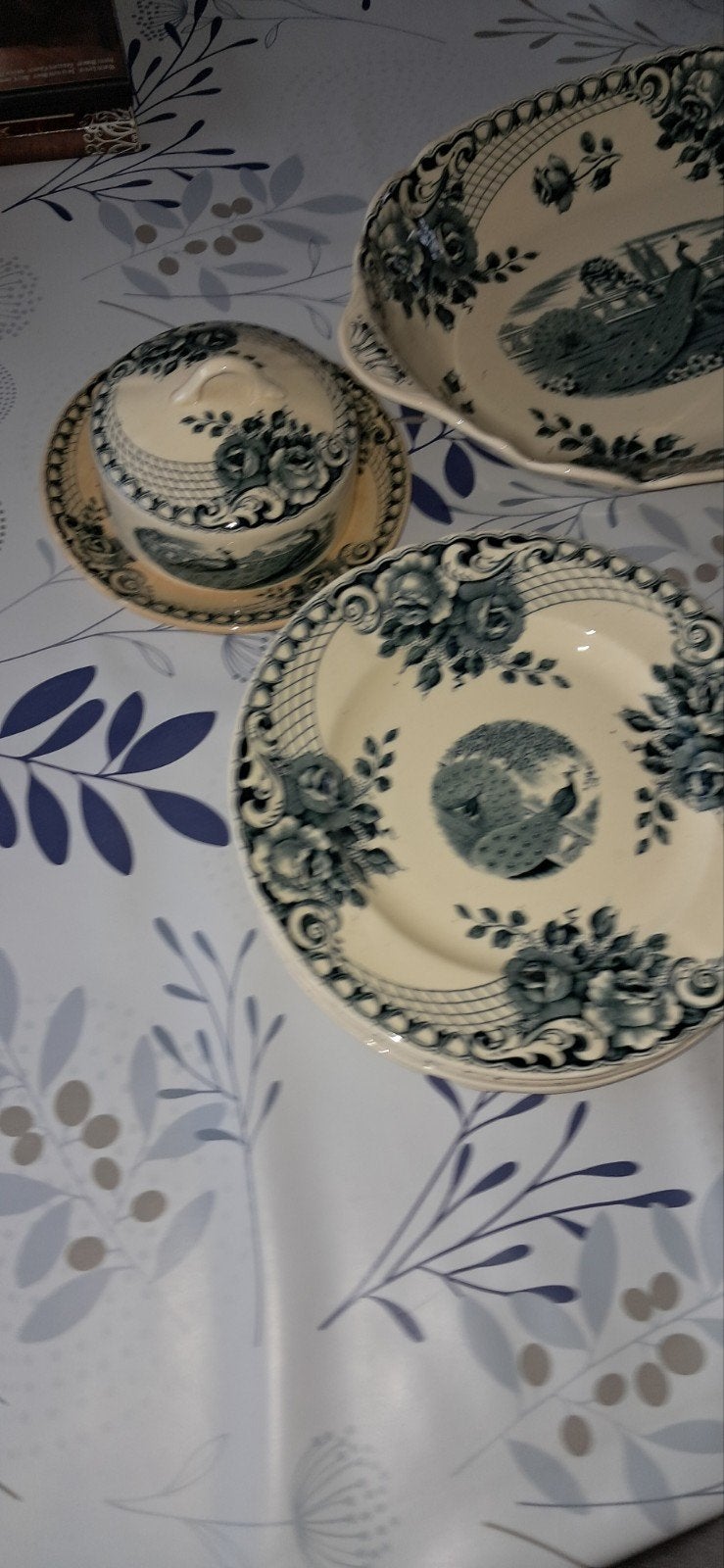 Oud servies, Ophalen