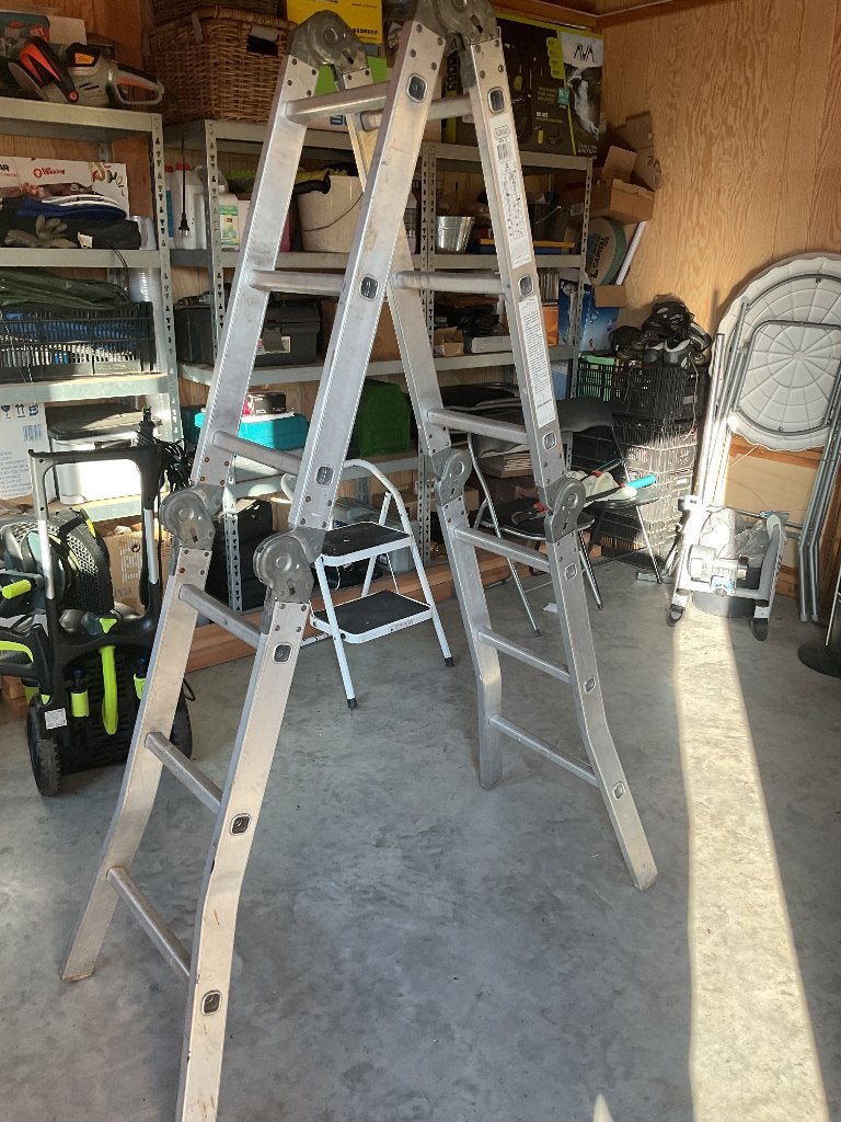 Altrex ladder, Doe-het-zelf en Verbouw, Ladders en Trappen, Zo goed als nieuw, Ladder, 2 tot 4 meter, Opvouwbaar of Inschuifbaar