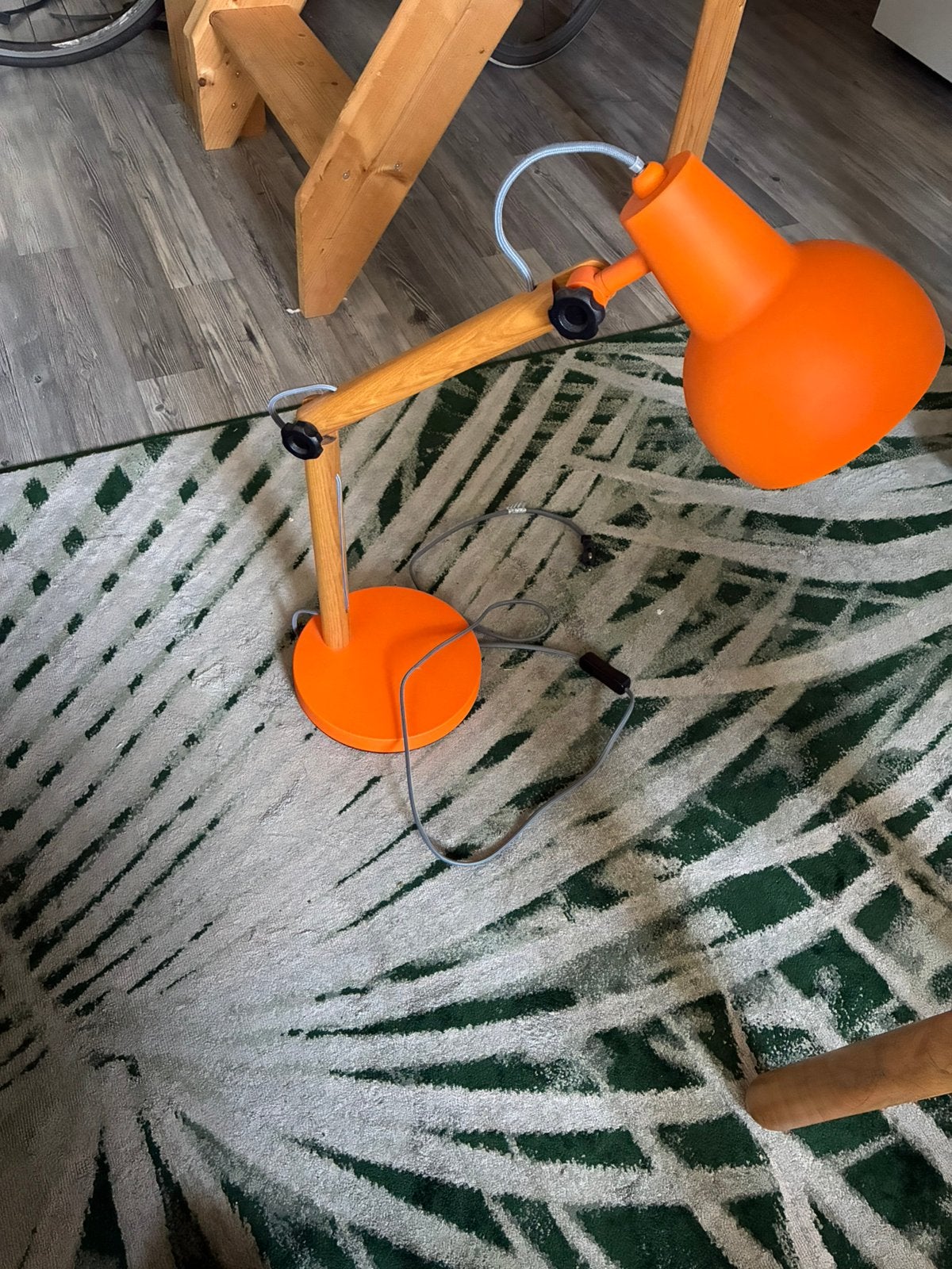 Oranje bureaulamp van Zuiver, Ophalen, Zo goed als nieuw