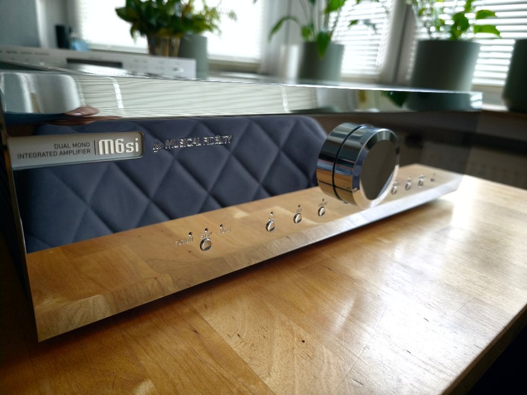 Musical Fidelity M6si Chrome, nieuwstaat, factuur & OVP