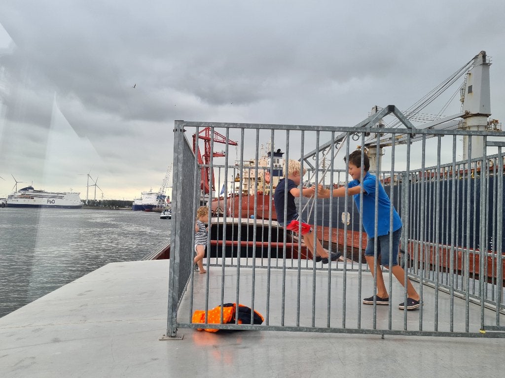 Box / speelbox voor op schip buiten, Ophalen, Gebruikt, Vierkant