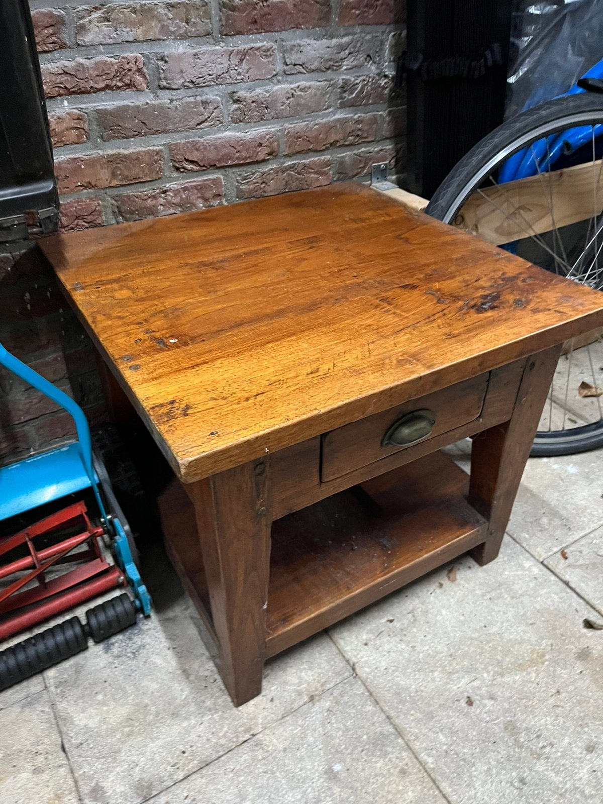Bijzet tafel, Ophalen