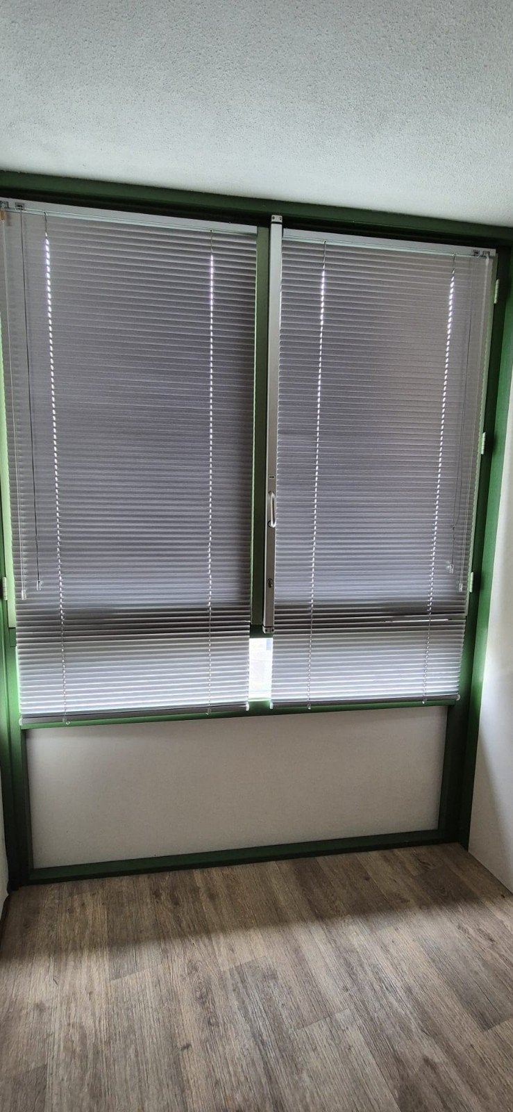 2x Zilverkleurige Lamellen voor Appartement Torenmolen, Ophalen, Gebruikt, Zilver, Lamellen