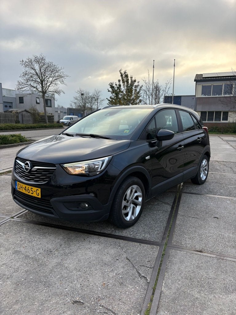 Opel Crossland X 1.2 Online Edition 81pk 2018 Zwart, Voorwielaandrijving, 1199 cc, Origineel Nederlands, Handgeschakeld