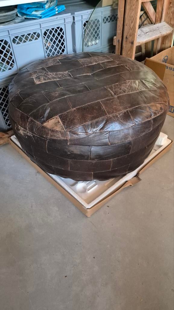 Vintage Leren patchwork poef, Ophalen, Minder dan 50 cm, Gebruikt, Rond