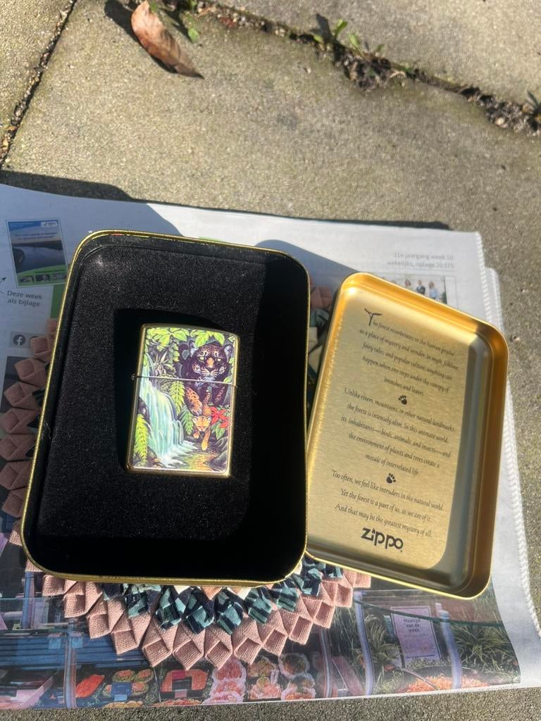 Zippo mysterie of the forest barrett smythe 1995 nieuwstaat, Verzamelen, Ophalen of Verzenden, Zo goed als nieuw, Aansteker