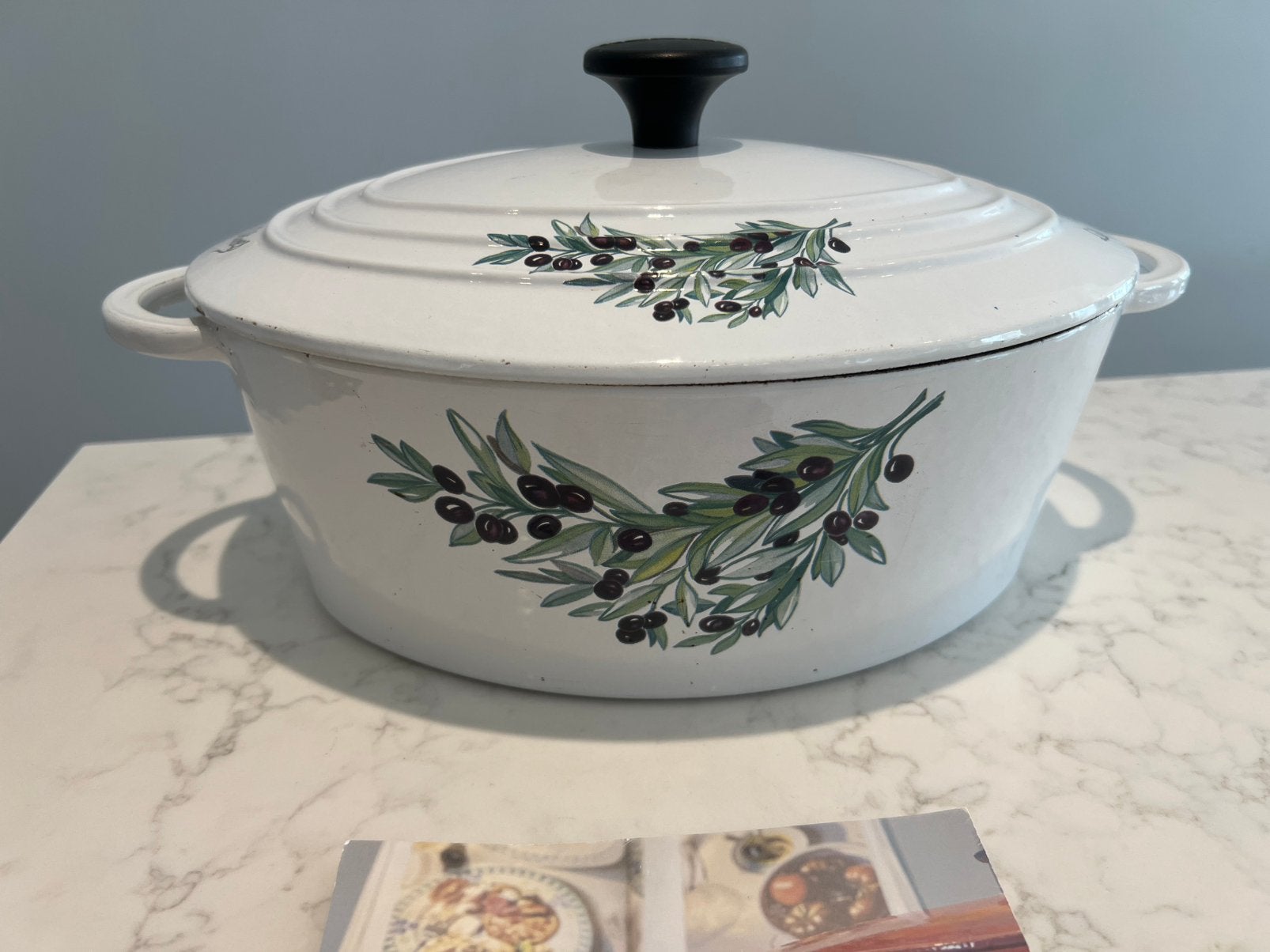 Zeldzame vintage Nomar “Les Olives” ovaal 29 cm, Huis en Inrichting, Gebruikt, Met handvatten, Ophalen of Verzenden, Nvt