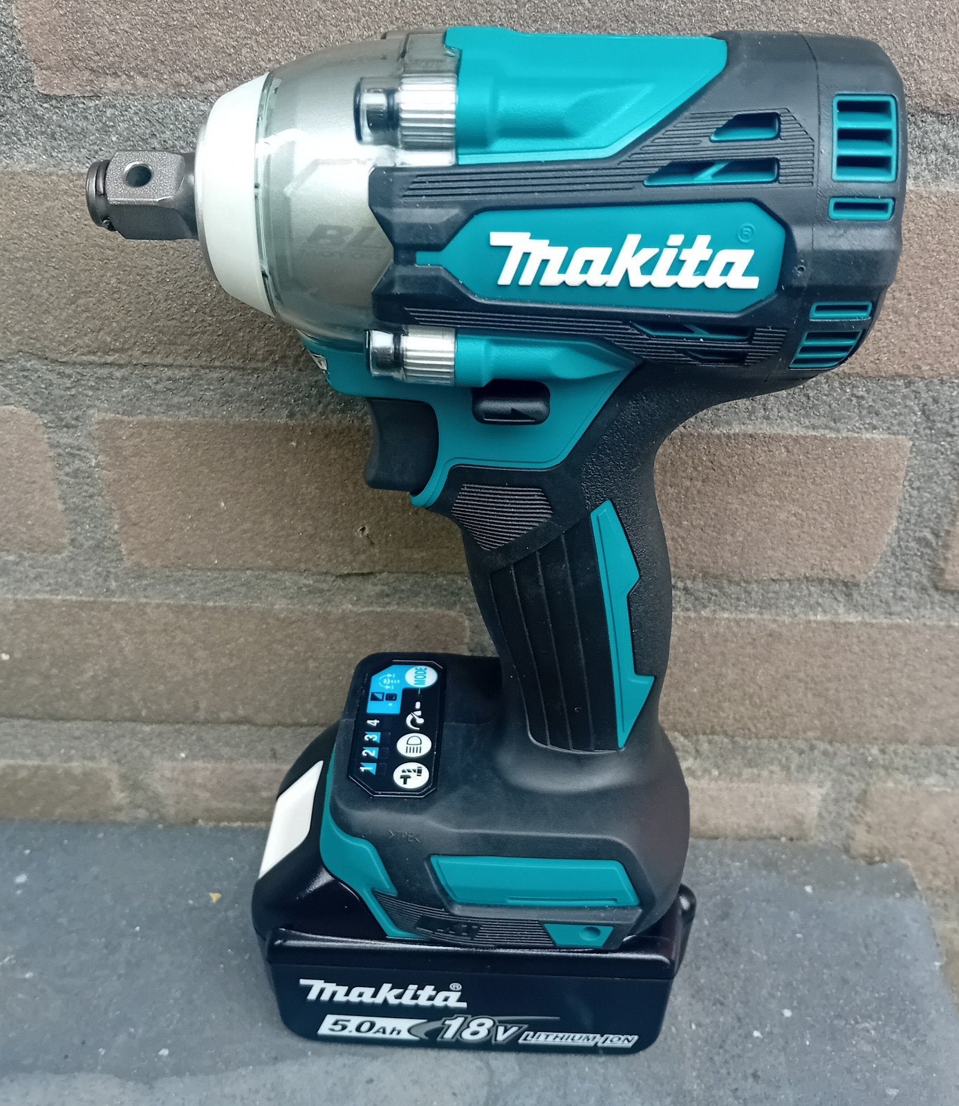Makita DTW300 accu slagmoersleutel 18V NIEUW, Doe-het-zelf en Verbouw, Gereedschap | Boormachines, Ophalen, Nieuw, Overige typen