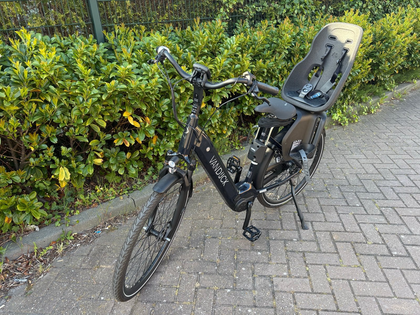 Van Dijck Roma E-bike 51cm Thule kinderzitje Bosch lader, Zo goed als nieuw, 51 tot 55 cm, 50 km per accu of meer, Ophalen