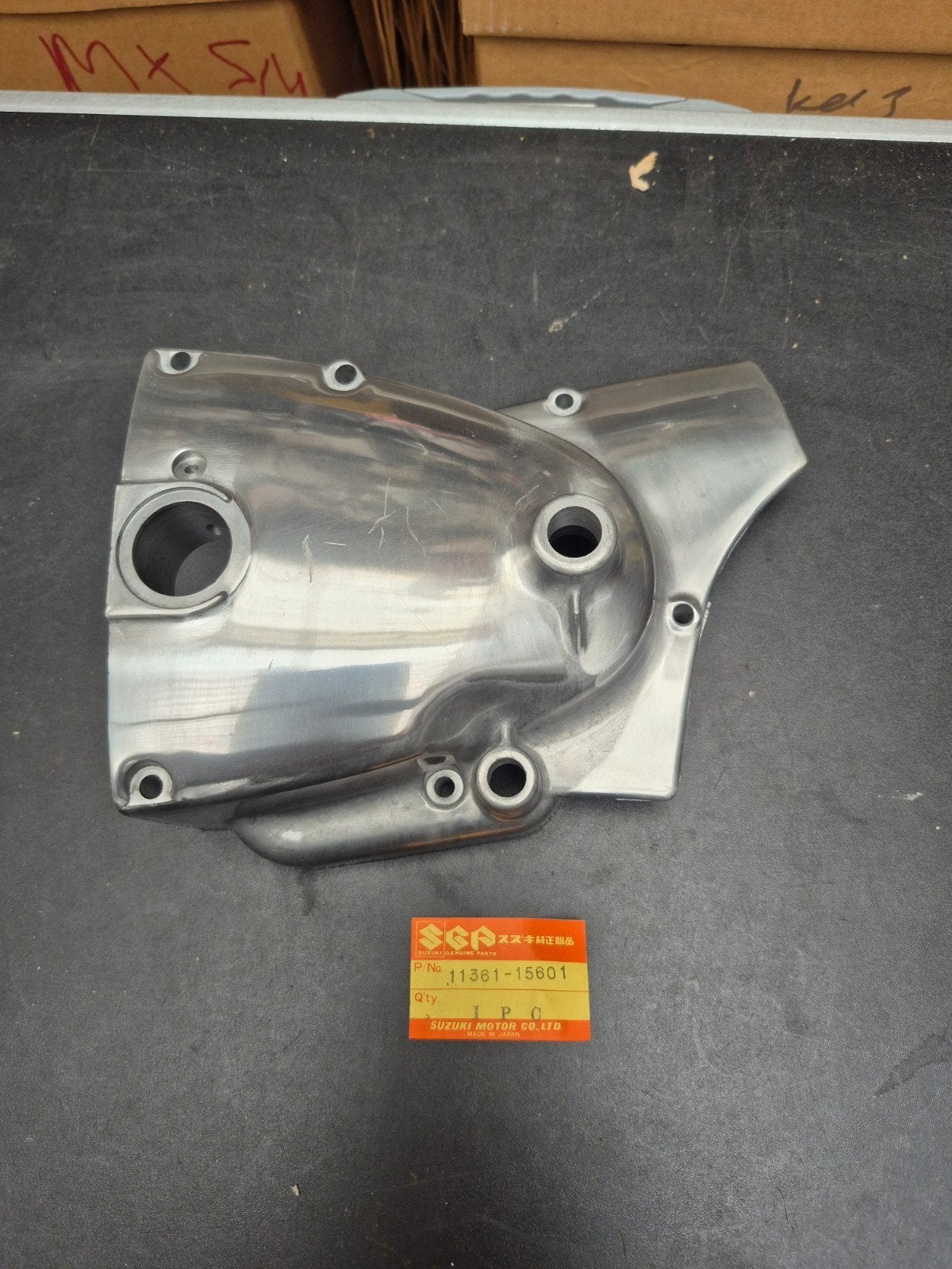 suzuki t500/ gt500 carterdeel 1968 / 77 New old stock nos, Ophalen of Verzenden