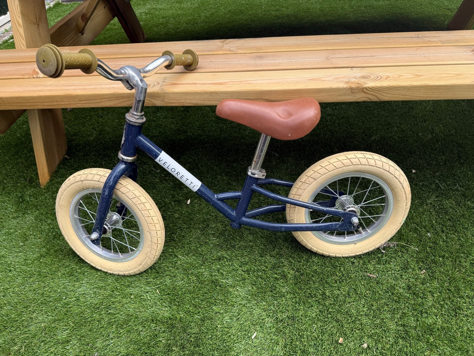 Veloretti loopfiets - Blauw met bruin zadel, Ophalen, Gebruikt, Loopfiets