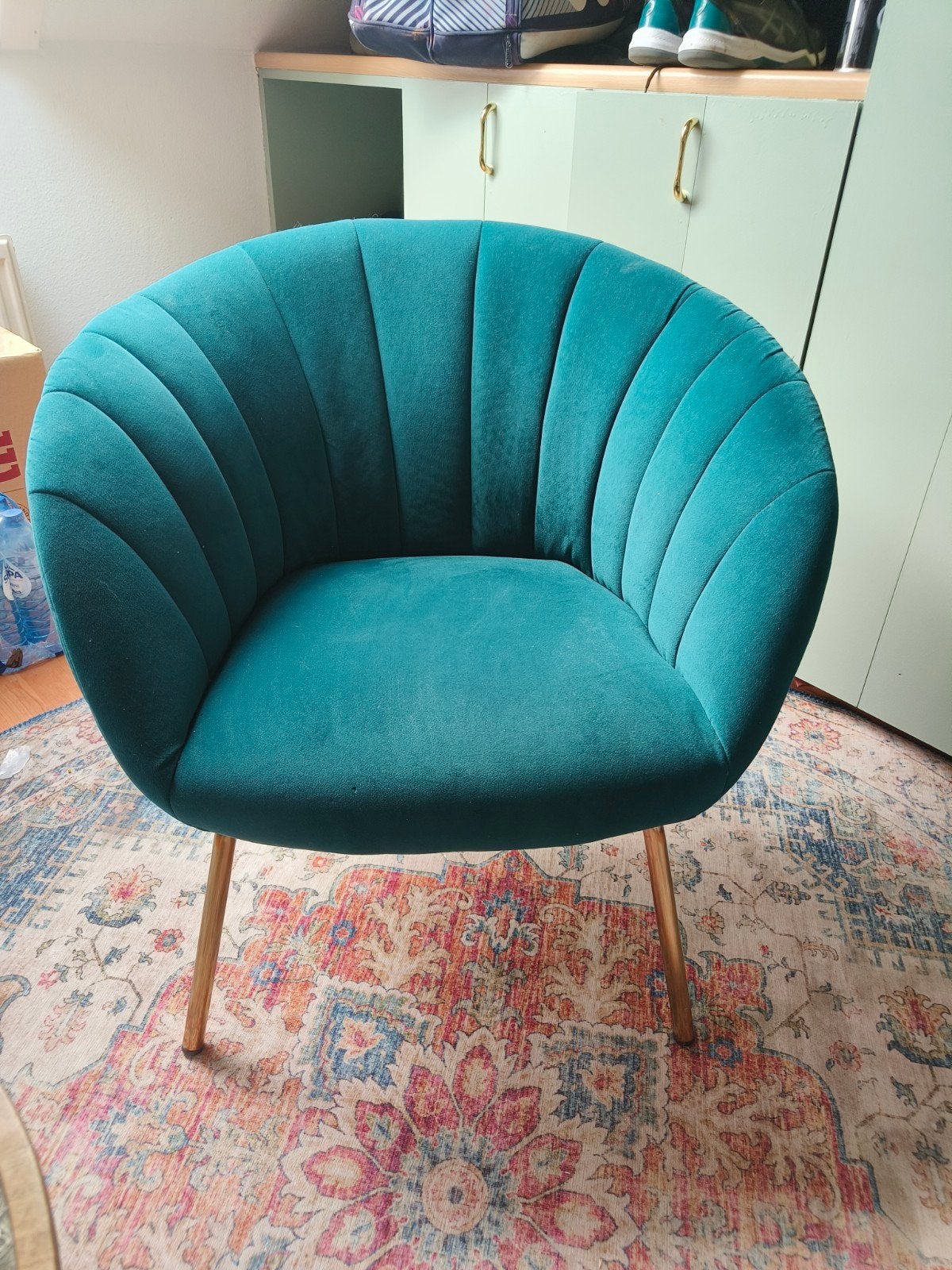 Schelp stoel blauw/turquoise met gouden poten, Huis en Inrichting, Ophalen, Gebruikt, 75 tot 100 cm, 50 tot 75 cm