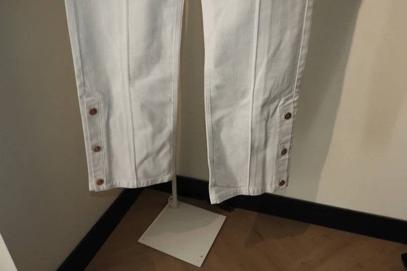 Studio Anneloes wide fit witte broek knopen onderkant S.M, Studio Anneloes, Verzenden, Wit, Nieuw