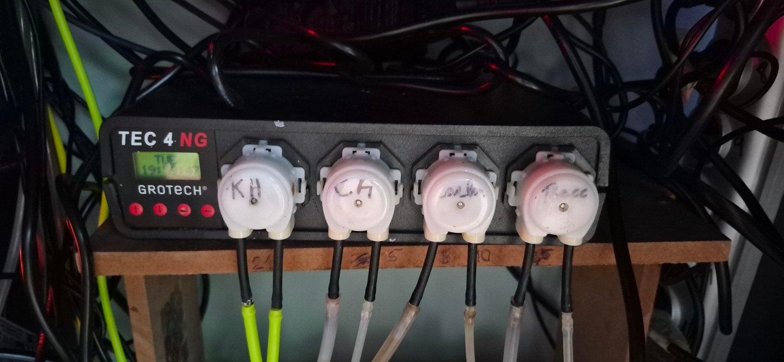 Grotech TEC 4 NG doseersysteem voor zeeaquarium, Ophalen, Zo goed als nieuw, Overige merken