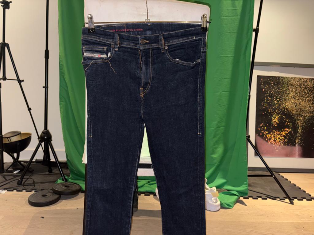 Diesel Jeans - Donkerblauw - Maat W30-W32, Ophalen of Verzenden, Zo goed als nieuw, Blauw, W30 - W32 (confectie 38/40)