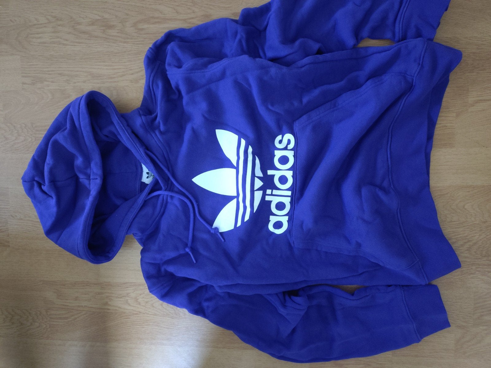 Adidas paarse hoodie met groot logo - Maat S, Ophalen of Verzenden, Zo goed als nieuw, Paars