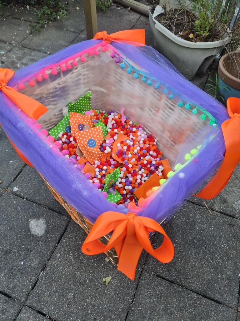Partij Grabbelton Uitdeel Cadeautjes, Ophalen, Nieuw