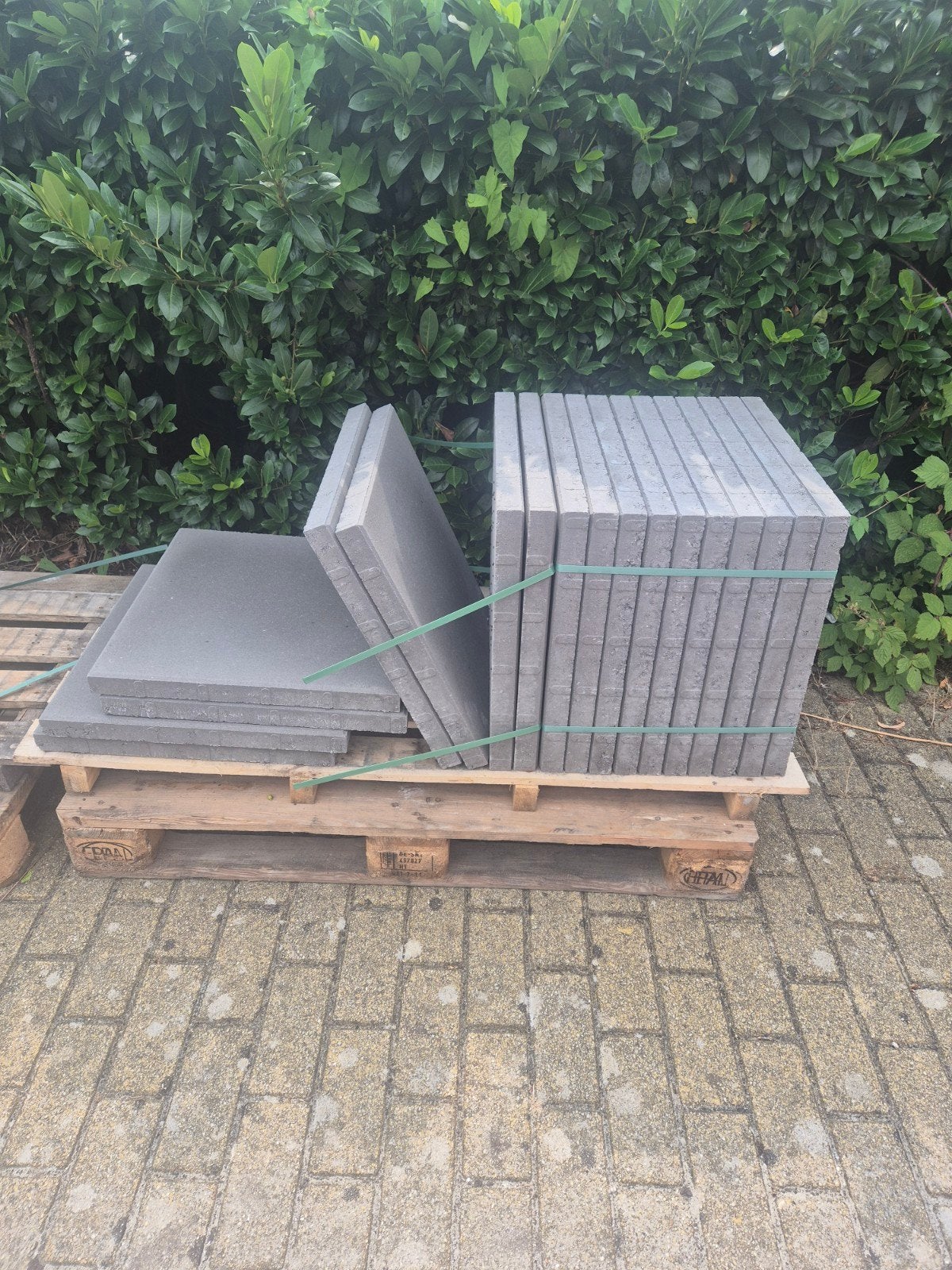 VANDAAG OPHALEN! Nieuwe betontegels grijs 18 stuks 50 x 50,, Ophalen, Minder dan 5 m²