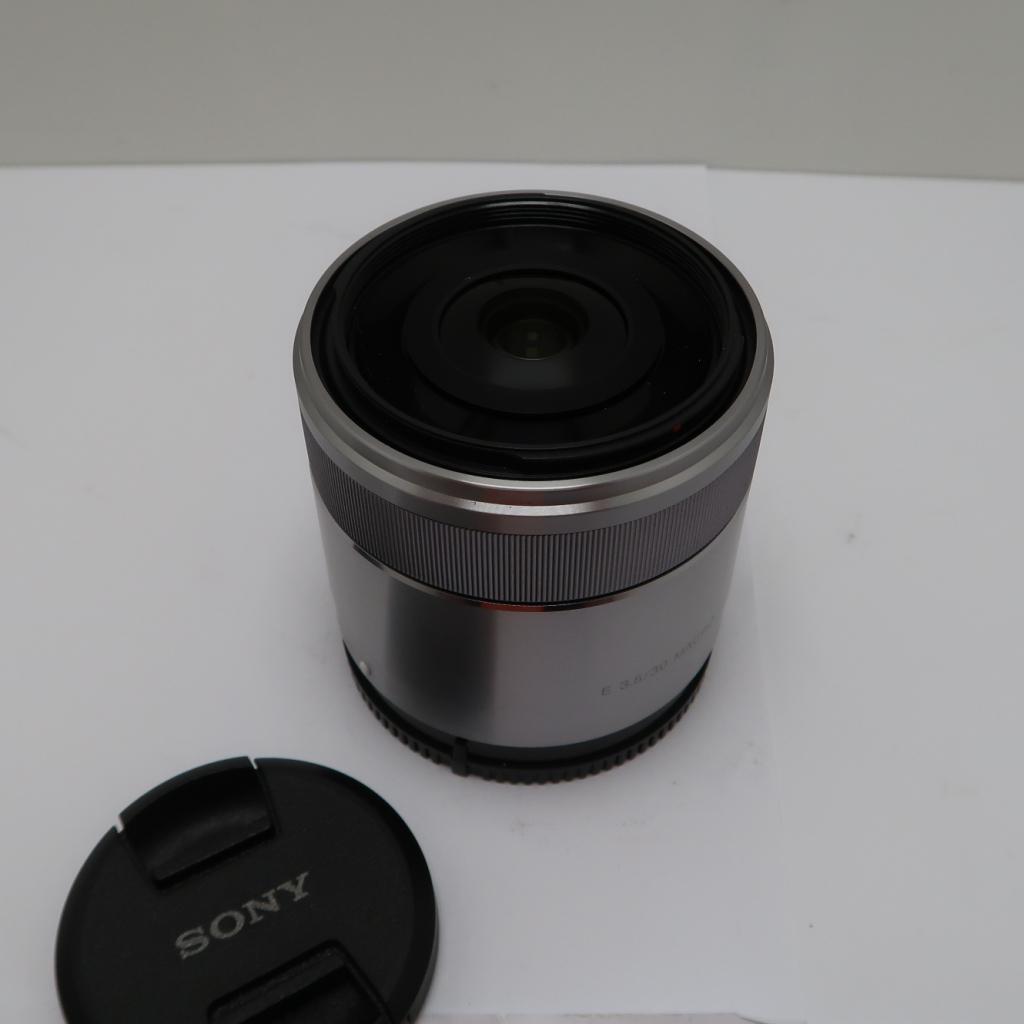 Sony E 3.5/30 Macro 49mm Lens | in Goede Staat, Niet ingevuld, Zo goed als nieuw, Niet ingevuld, Niet ingevuld