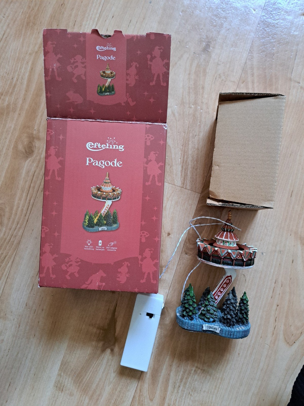 efteling pagode beeldje kerstdorp met licht nieuw, Diversen, Ophalen of Verzenden, Nieuw