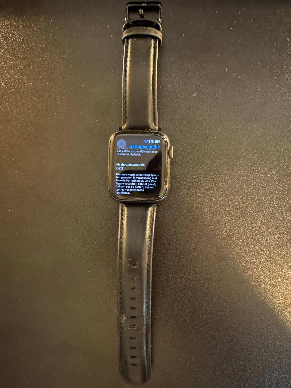 Apple Watch SE (2020) met oplader en extra bandjes, Ophalen, Gebruikt, IOS, Waterdicht