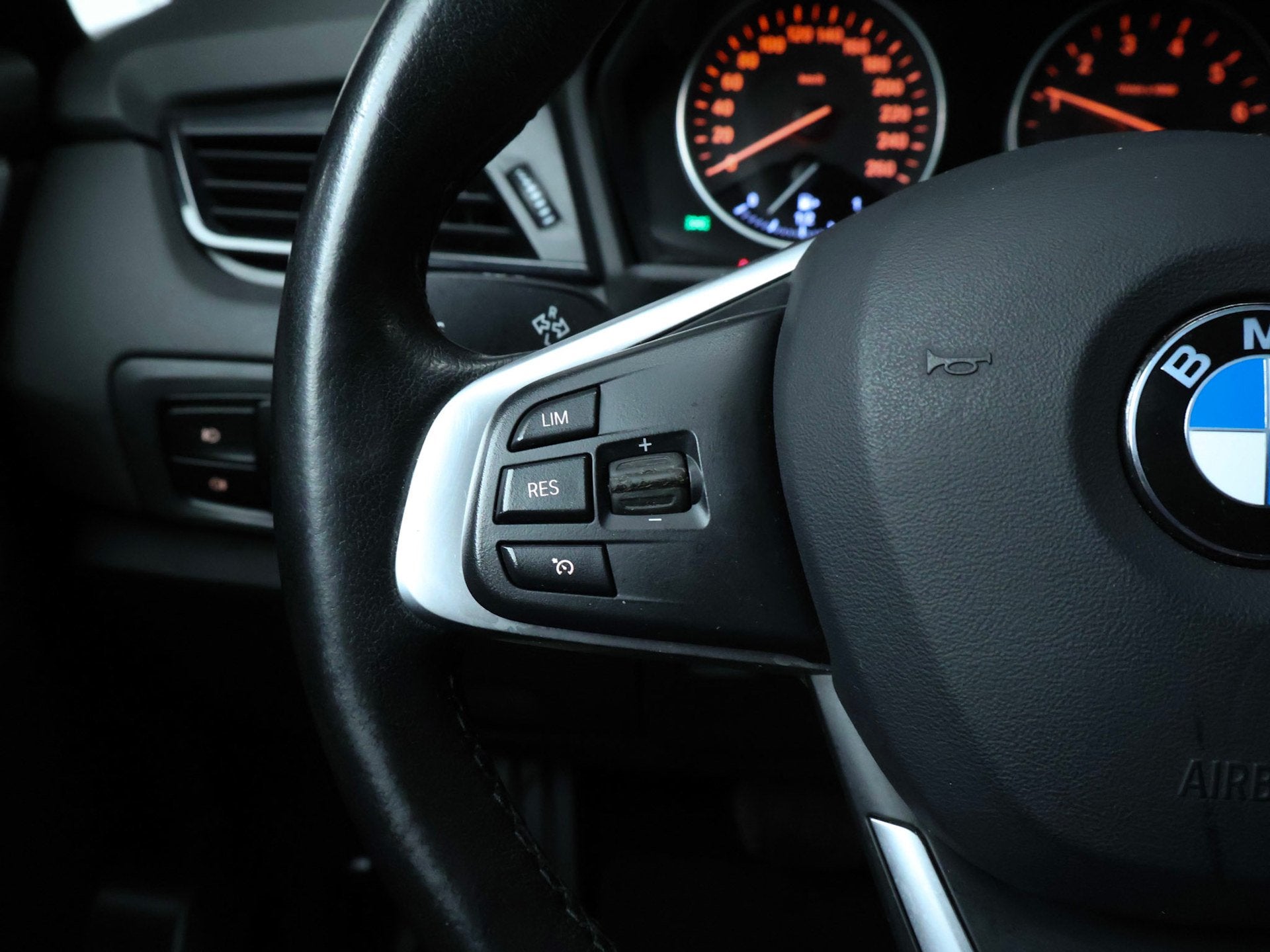 Foto 11 van BMW 2-serie Gran Tourer 220i Centennial High Executive 7p. S