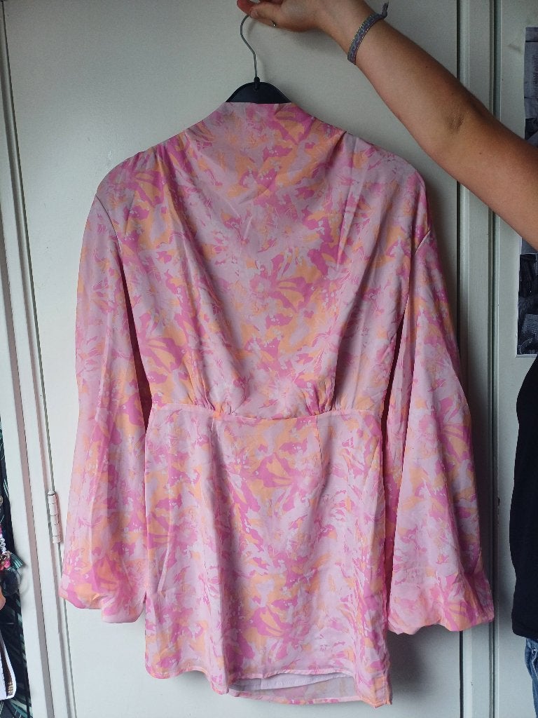 Pretty lavish dress Pink Orange Floral Balloon Sleeve, Nieuw, Maat 36 (S), Meerkleurig, Verzenden