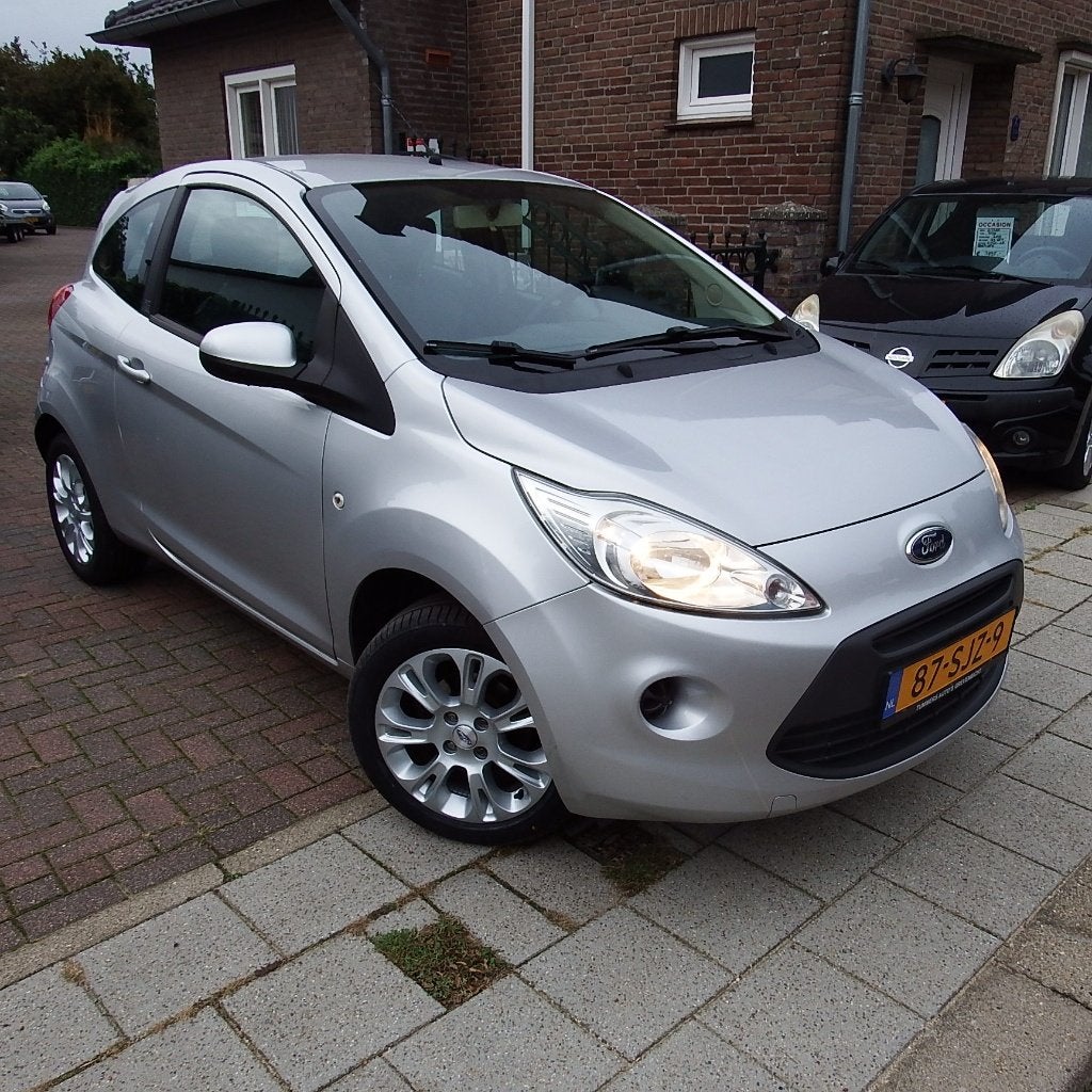 Ford Ka 1.2 69pk 2011 Grijs Airco Nwe Distr.riem en APK!!!, Voorwielaandrijving, Metallic lak, Stof, 1242 cc