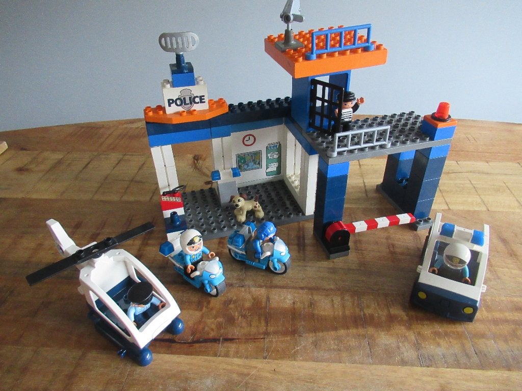 Duplo SET 4691 Politie Bureau Police Station set met extra's, Ophalen of Verzenden, Zo goed als nieuw, Duplo