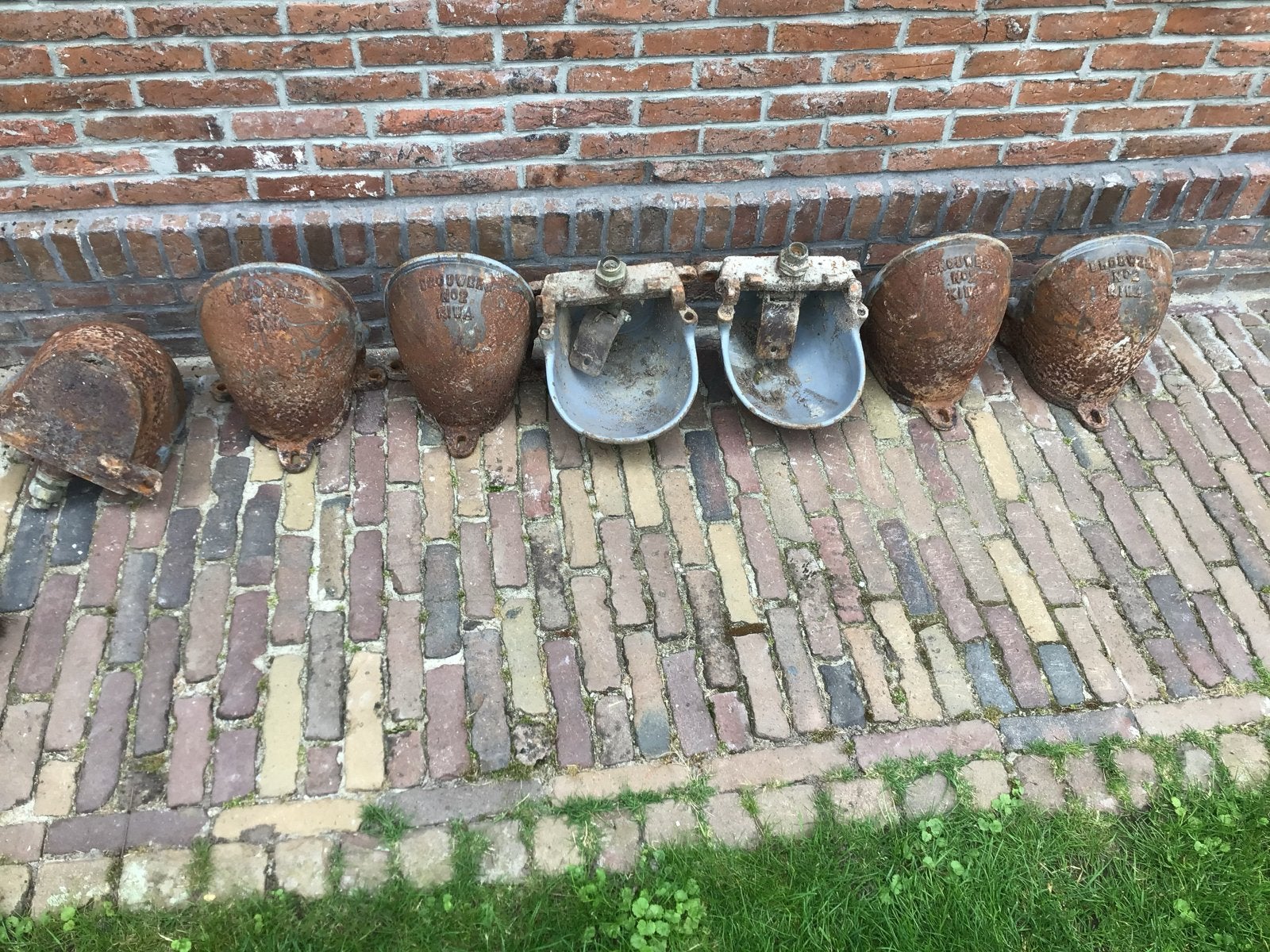 Gietijzeren drinkbakken 6x, Antiek en Kunst, Ophalen