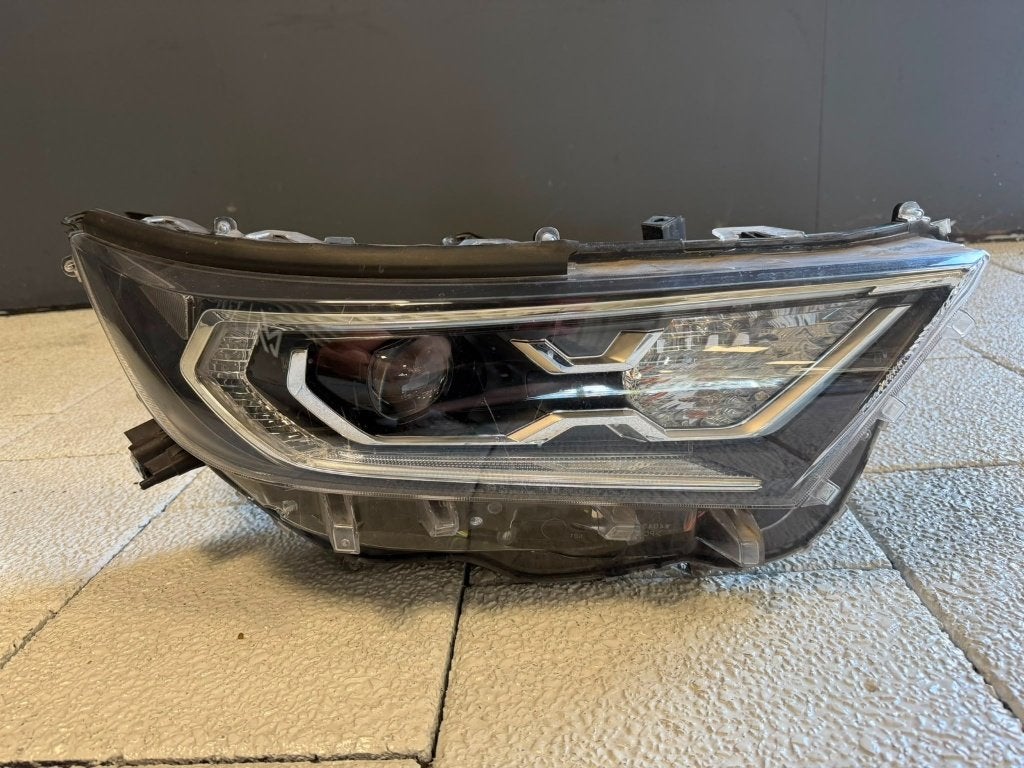 Koplamp Rechts Voor Toyota RAV4 Hybrid 4x4 (2021) Uitstekend, Auto-onderdelen, Ophalen, Gebruikt, Toyota