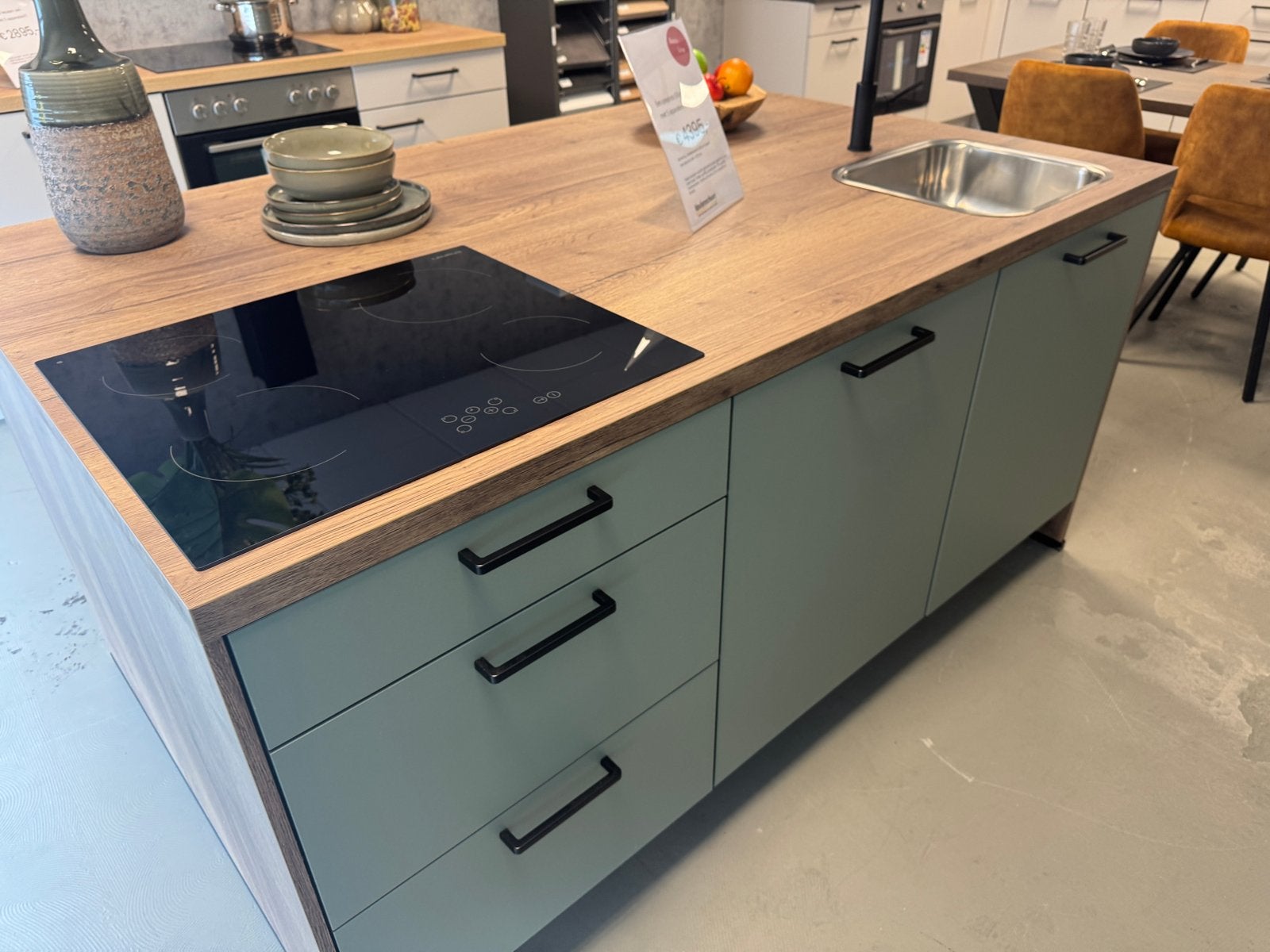 Complete Eilandkeuken met 5 apparaten - Basic Line, Huis en Inrichting, Keuken | Complete keukens, Nieuw, Ophalen of Verzenden