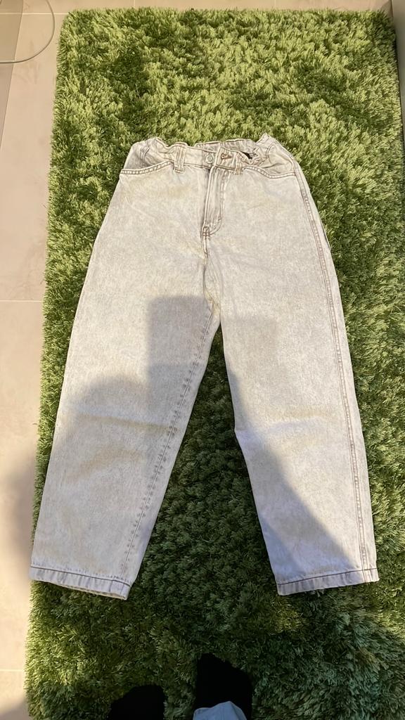 BAGGY jeans kleur lichtgrijs maat 152, Ophalen of Verzenden, Gedragen, Grijs, Overige jeansmaten